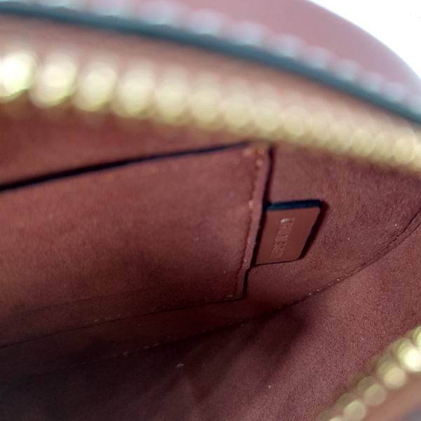 スーパーコピーブランドバッグ着用イメージ